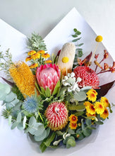 Load image into Gallery viewer, Premium Wildflowers + Seasonal Mix