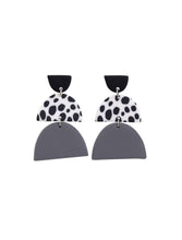 Load image into Gallery viewer, Modern Arches Earrings
